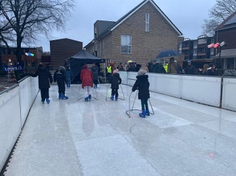 Decoratieve foto schaatsbaantje Schadewijk
