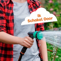 Meezingen onder de douche bespaart water