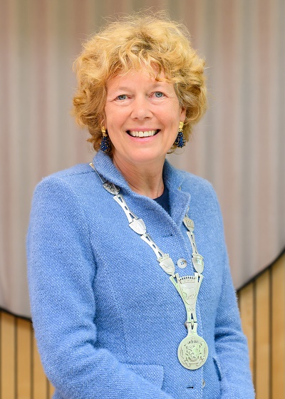Burgemeester Froukje de Jonge