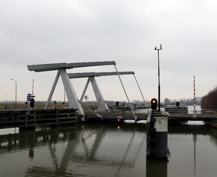 Macharense brug gedeeltelijke gesloten vanwege werkzaamheden 