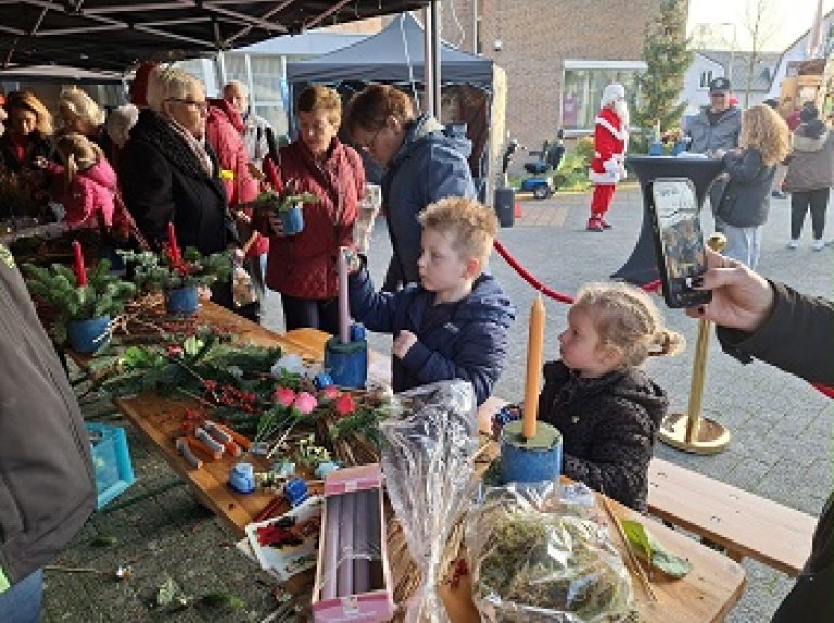 Decoratieve foto kerstmarkt in Oss-Zuid