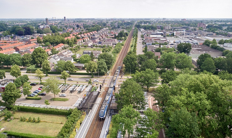 bovenaanzicht op Station Oss West